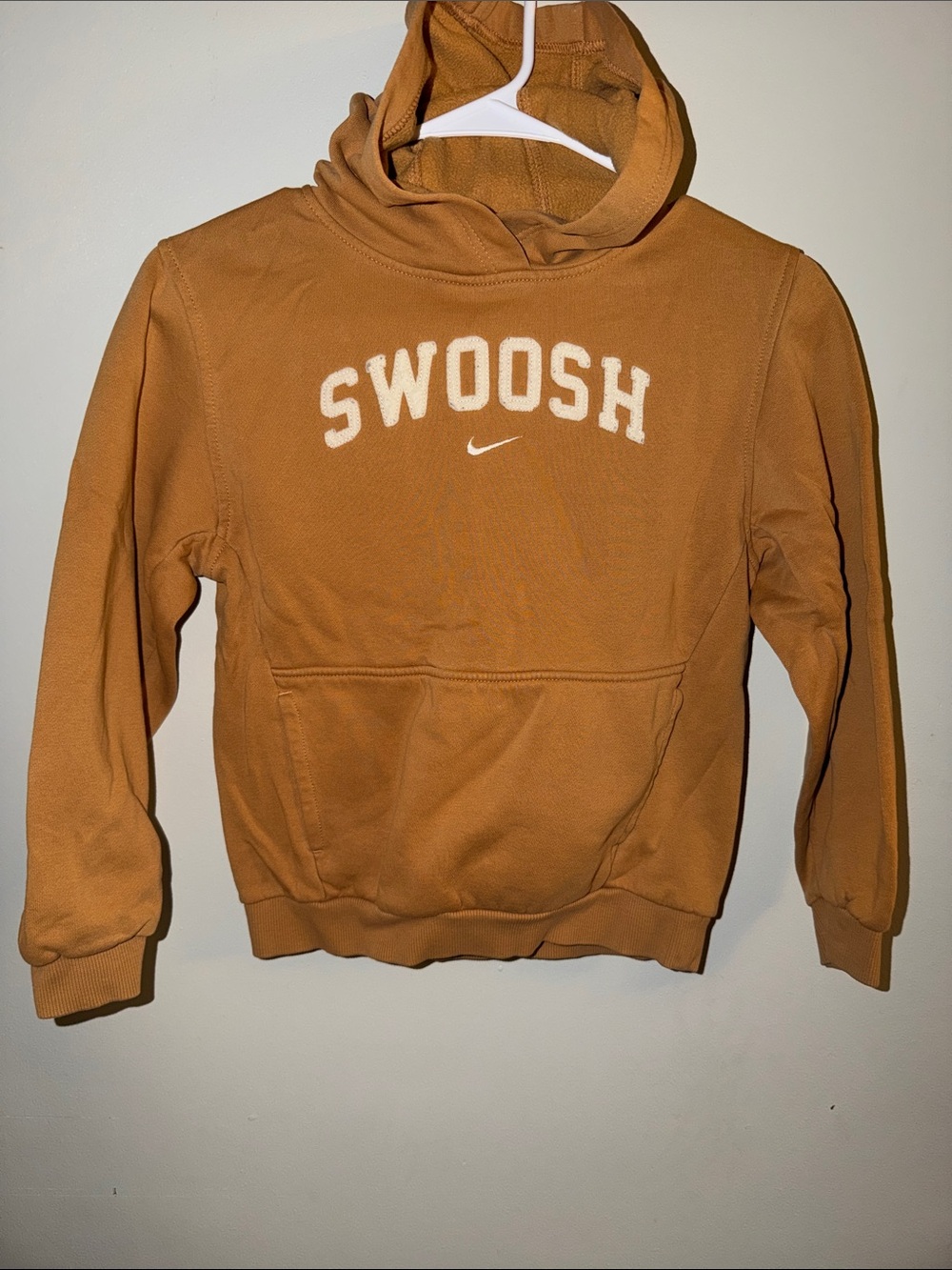 Nike SWOOSH Crewneck Hoodie in Camel Brown